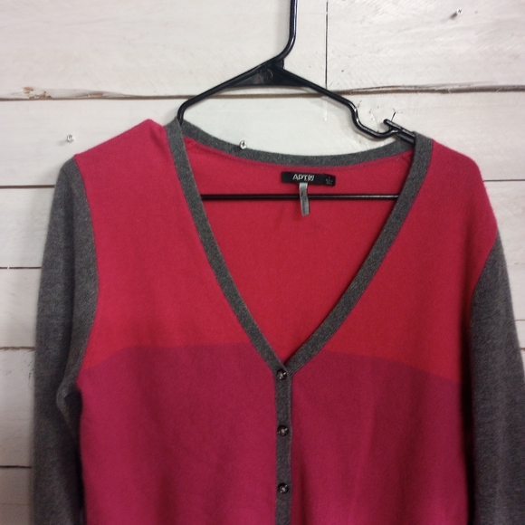 Apt 9 100% Pure Cashmere Womens Large Pink Gray Colorblock VNeck Button Front 44 - Picture 7 of 11